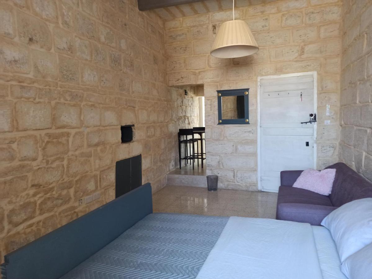 Beautiful 1-Bed Apartment In Hal Qormi Buitenkant foto