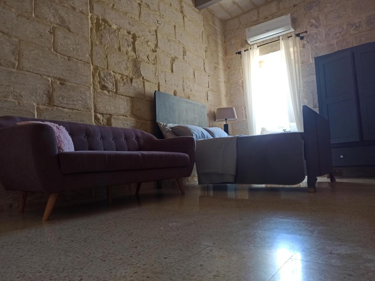 Beautiful 1-Bed Apartment In Hal Qormi Buitenkant foto