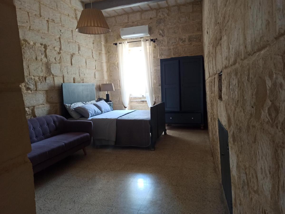 Beautiful 1-Bed Apartment In Hal Qormi Buitenkant foto